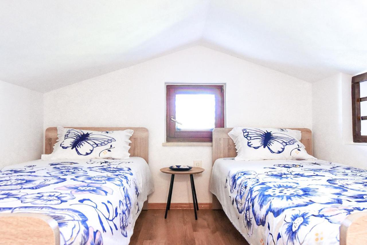 Home Away From Home Porec Bagian luar foto