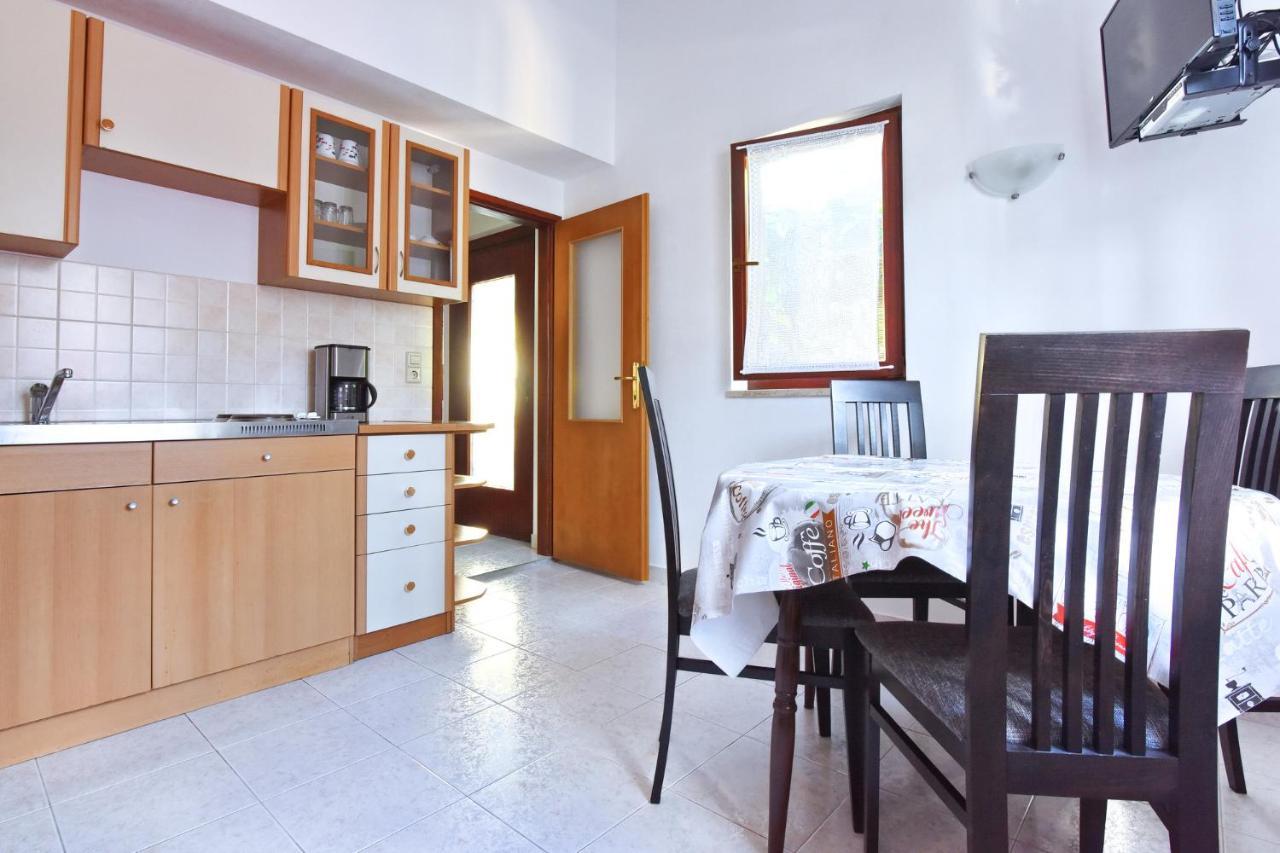 Home Away From Home Porec Bagian luar foto