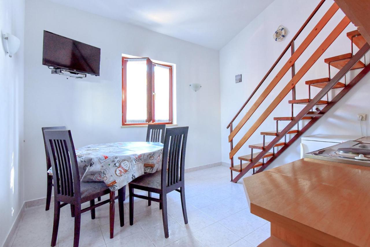 Home Away From Home Porec Bagian luar foto